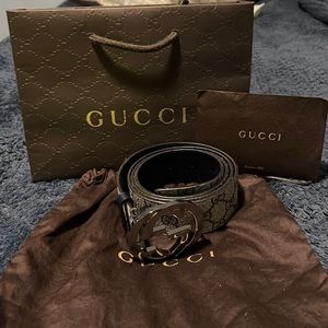 Gucci Double G belt